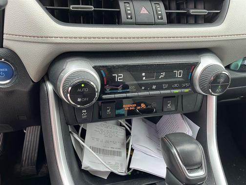 Blizzard Pearl 2022 Toyota RAV4 Hybrid XLE Premium
