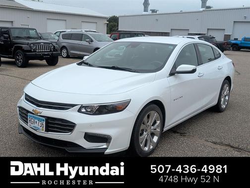 Summit White 2018 Chevrolet Malibu Premier