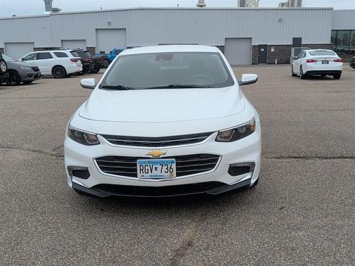 Summit White 2018 Chevrolet Malibu Premier