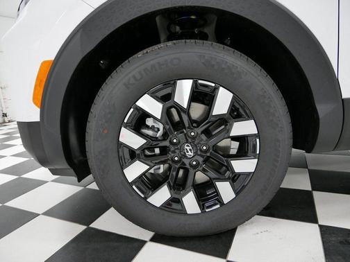 Atlas White 2026 Hyundai SANTA CRUZ SEL