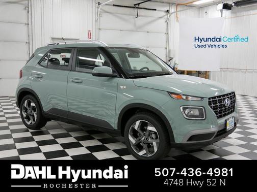 Mirage Green 2025 Hyundai VENUE SEL
