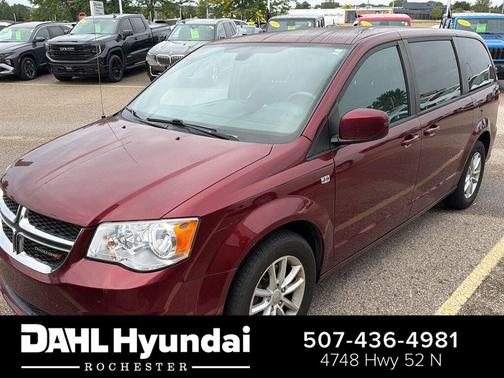 Octane Red Pearlcoat 2019 Dodge Grand Caravan SE