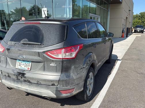 Magnetic 2016 Ford Escape SE