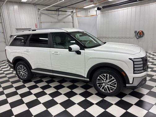 Creamy White Pearl 2026 Hyundai PALISADE SEL 7P