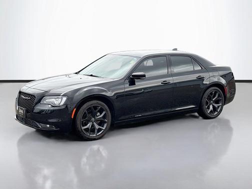Gloss Black 2022 Chrysler 300 S