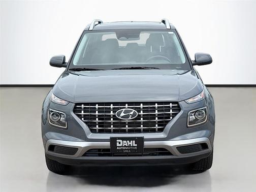Ecotronic Gray 2026 Hyundai VENUE SEL