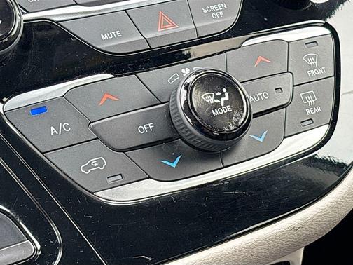 Granite Crystal Metallic Clearcoat 2019 Chrysler Pacifica Touring-L Plus