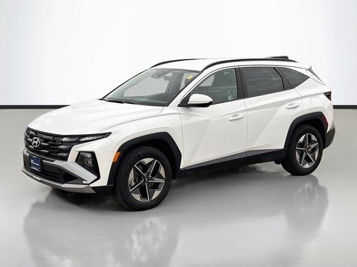 Serenity White Pearl 2025 Hyundai TUCSON SEL