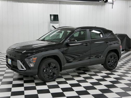 Abyss Black Pearl 2026 Hyundai KONA SEL Sport