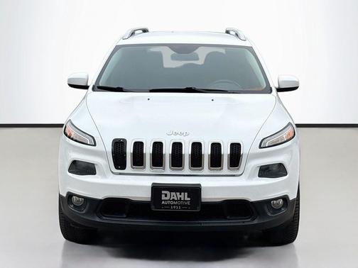 Bright White Clearcoat 2015 Jeep Cherokee Latitude