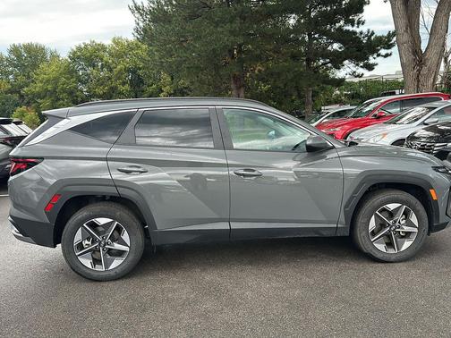 Hampton Gray 2026 Hyundai TUCSON SEL