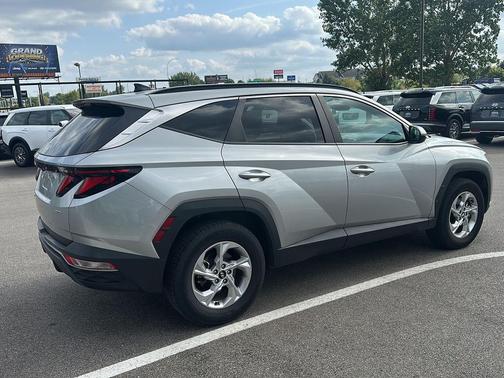 Shimmering Silver 2024 Hyundai TUCSON SEL