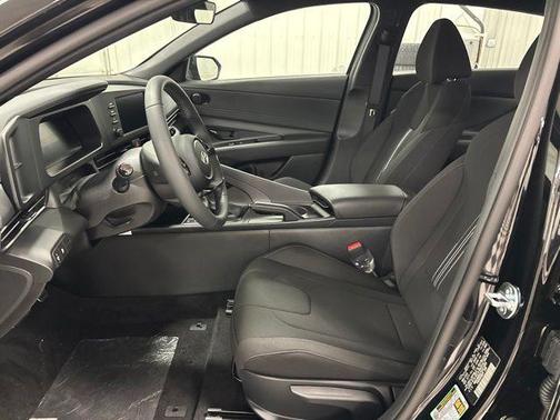 Abyss Black 2026 Hyundai ELANTRA Sport
