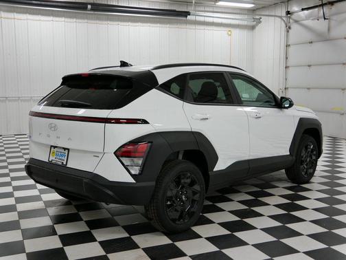 Atlas White 2026 Hyundai KONA SEL Sport