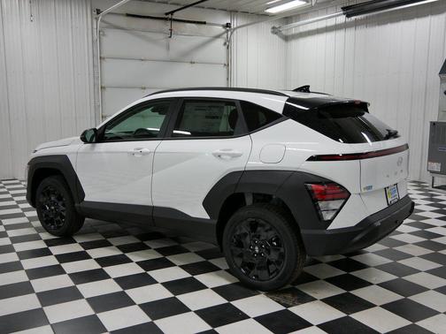 Atlas White 2026 Hyundai KONA SEL Sport