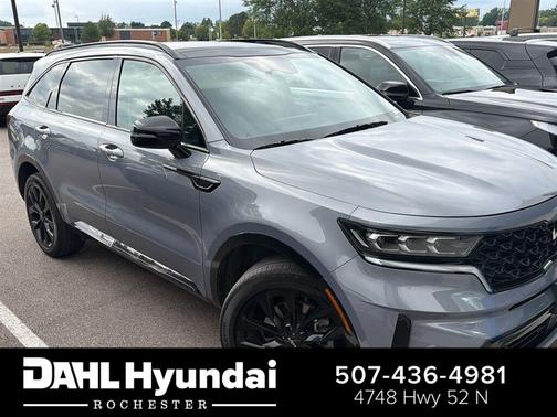 Everlasting Silver 2023 Kia Sorento SX