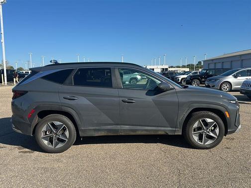 Ecotronic Gray 2025 Hyundai TUCSON SEL