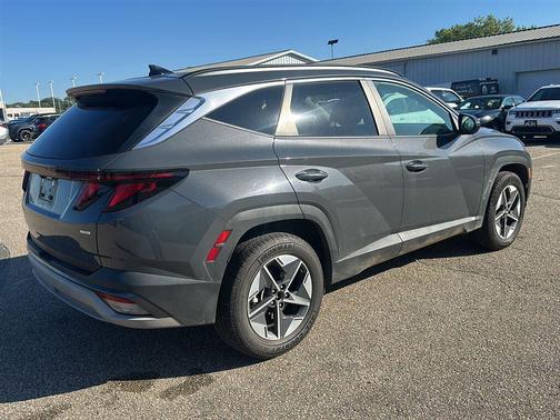 Ecotronic Gray 2025 Hyundai TUCSON SEL