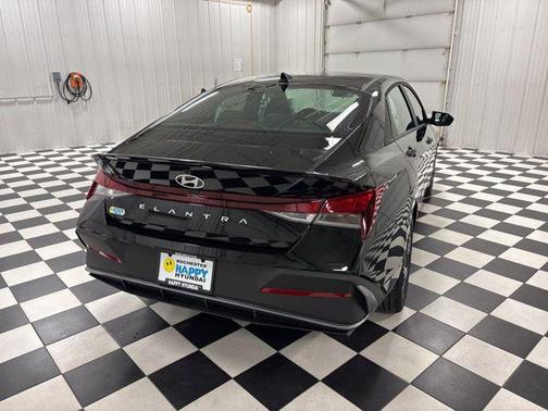 Abyss Black 2026 Hyundai ELANTRA Sport