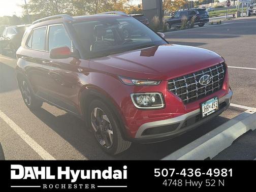 Scarlet Red Pearl 2022 Hyundai VENUE Limited