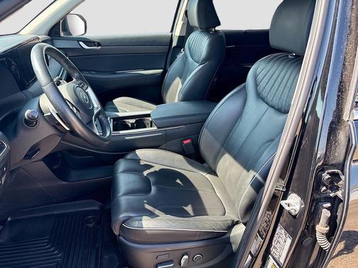 Abyss Black Pearl 2023 Hyundai PALISADE Limited