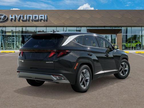 Ash Black 2026 Hyundai TUCSON Hybrid SEL