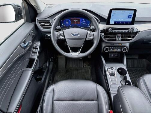 Agate Black Metallic 2022 Ford Escape Titanium