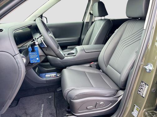 Titan Green 2026 Hyundai PALISADE SEL 8P