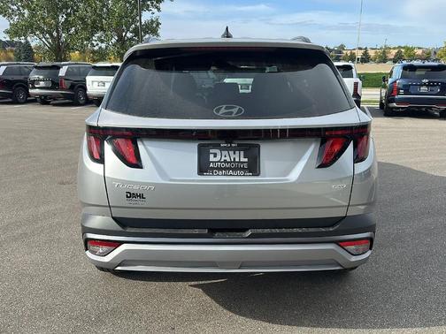 Shimmering Silver 2026 Hyundai TUCSON SEL Plus