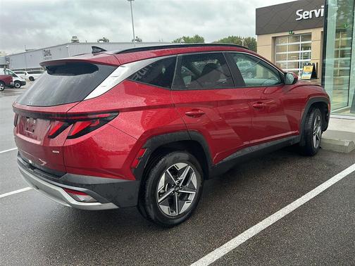 Ultimate Red 2025 Hyundai TUCSON SEL