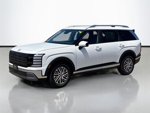 Creamy White Pearl 2026 Hyundai PALISADE SEL 7P