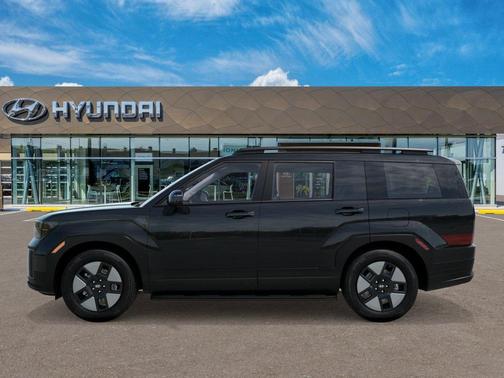 Phantom Black 2027 Hyundai SANTA FE SEL 2.4