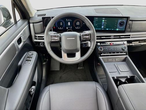 Phantom Black 2027 Hyundai SANTA FE SEL 2.4