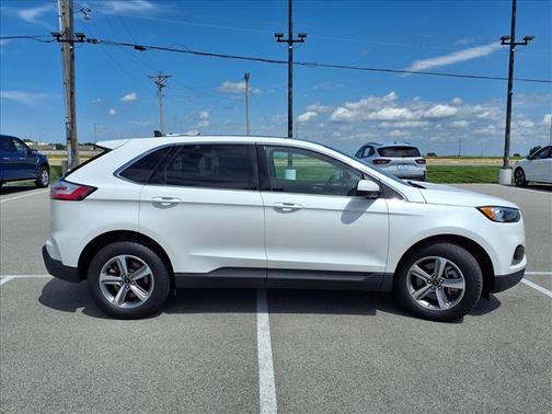 STAR WHITE 2024 Ford Edge SEL