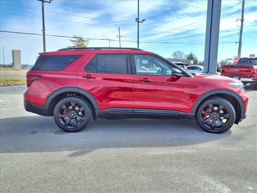 2021 Ford Explorer ST