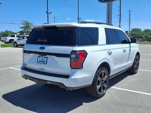 OXFORD WHITE 2021 Ford Expedition LIMITED