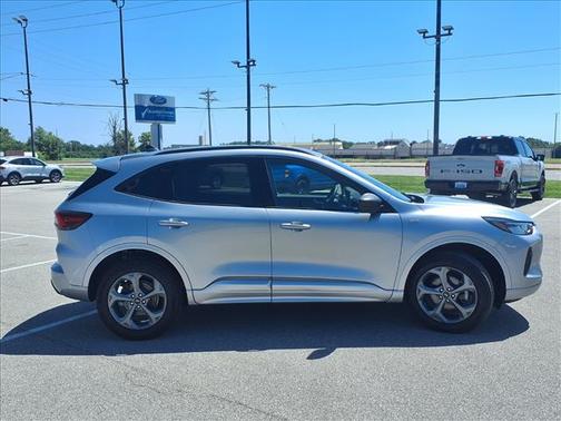 ICONIC SILVER METALLIC 2024 Ford Escape ST-LINE