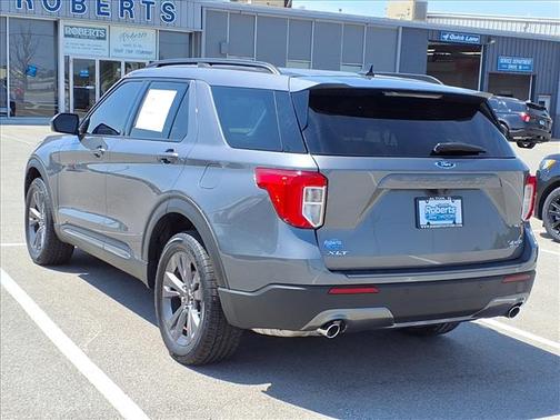 CARBONIZED GRAY METALLIC 2023 Ford Explorer XLT