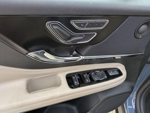 2025 Lincoln Corsair Reserve