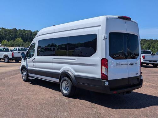 Oxford White 2026 Ford Transit-350 XLT