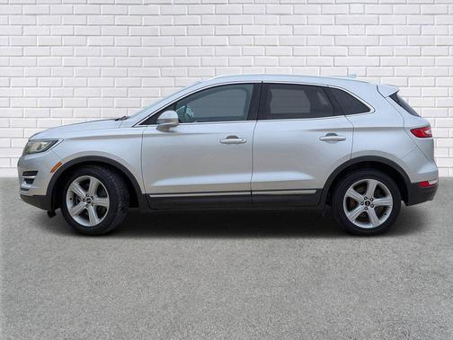 Ingot Silver Metallic 2015 Lincoln MKC Base