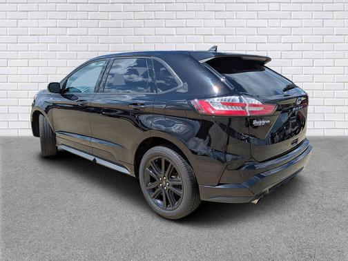 2021 Ford Edge ST Line