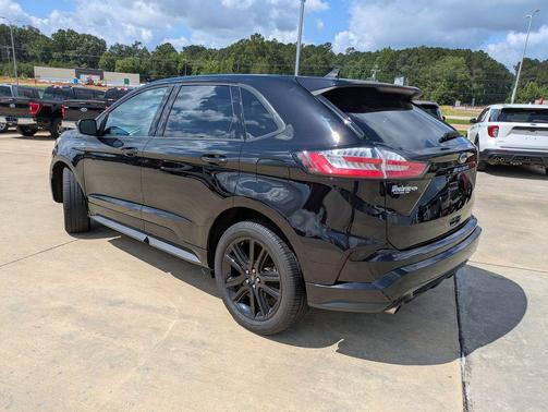 2021 Ford Edge ST Line