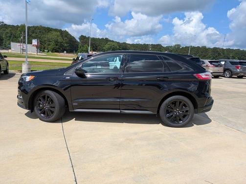 2021 Ford Edge ST Line