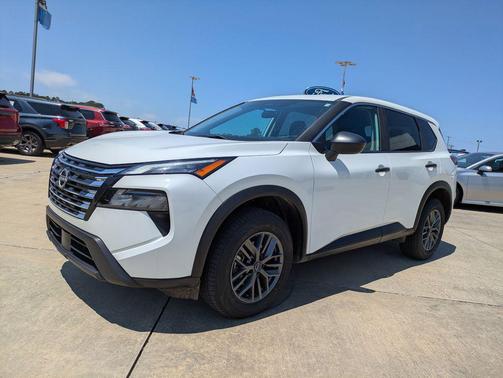 2024 Nissan Rogue S