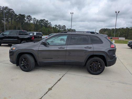 2023 Jeep Cherokee Altitude