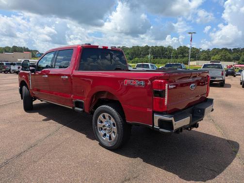 2025 Ford F-350 Lariat