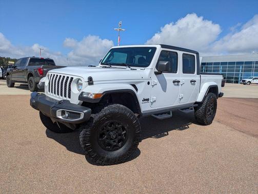 2021 Jeep Gladiator Sport S