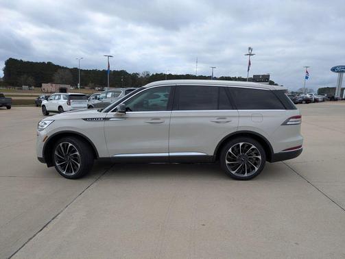 2022 Lincoln Aviator Reserve AWD