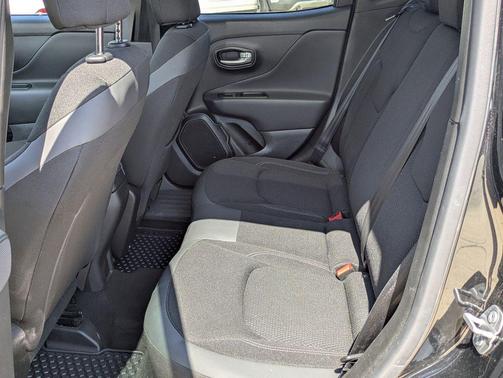 Black Clearcoat 2023 Jeep Renegade Altitude